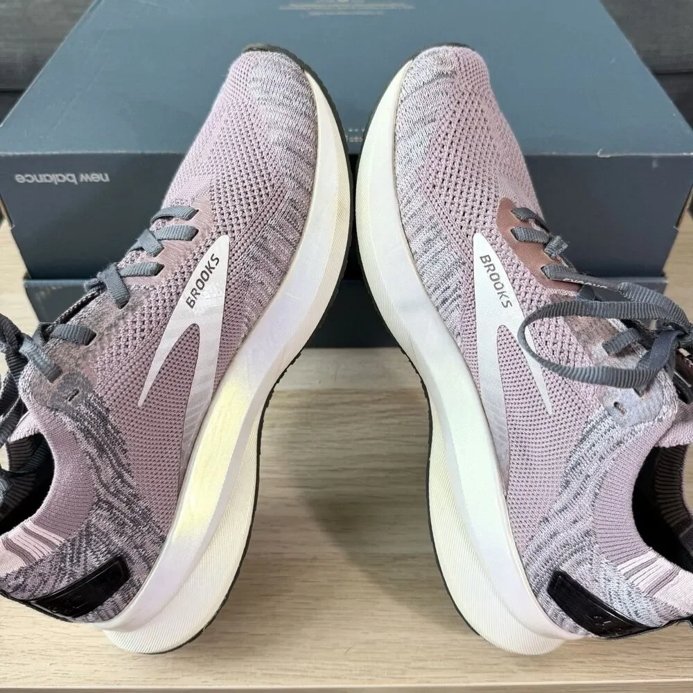 Brooks Levitate 4 Primrose Blackened Pearl Pink Running Shoes Women's Size 7.5